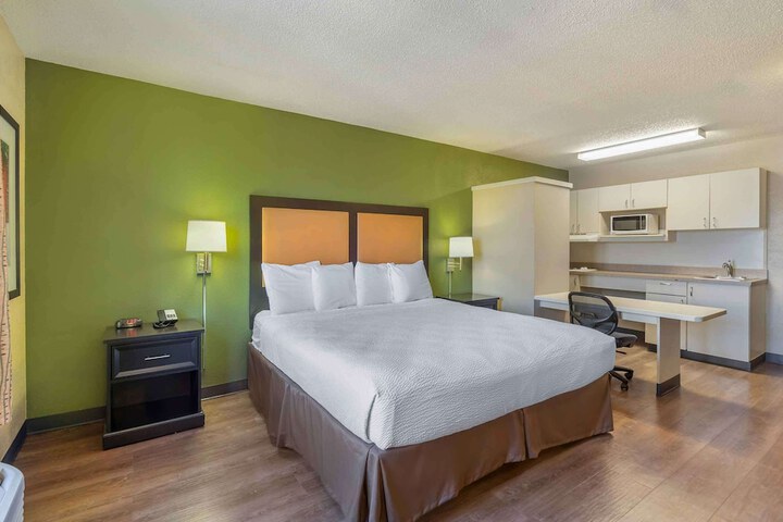 Room 22 of 29
