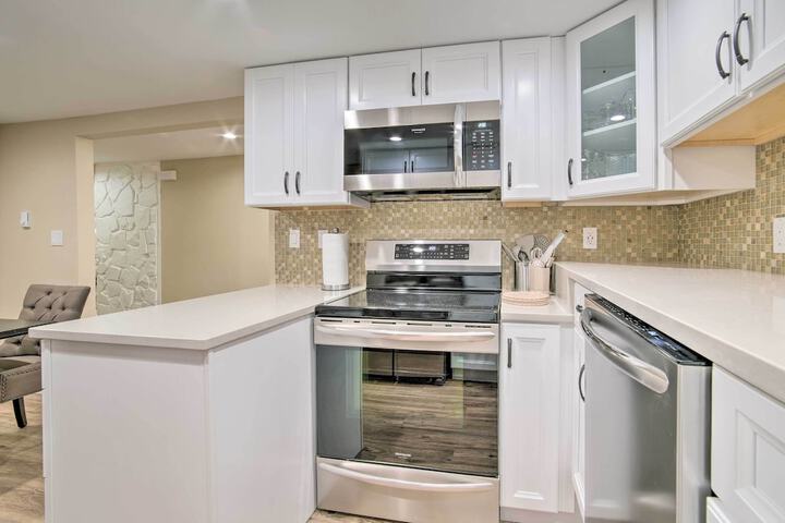 Cozy North Bend Getaway in Walkable Location!
