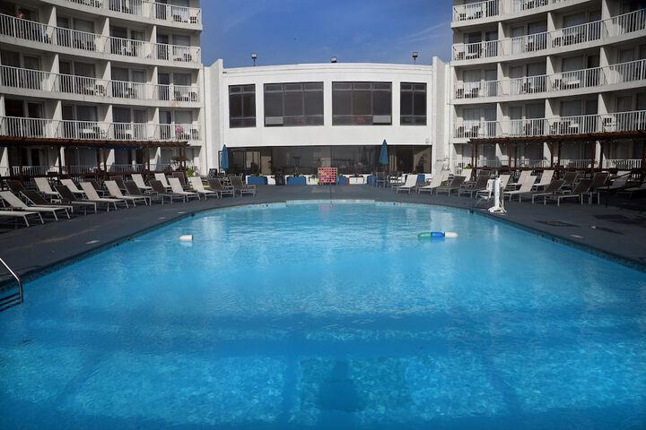Hotel 5 of 67