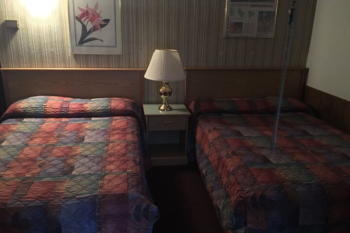 Room 20 of 37