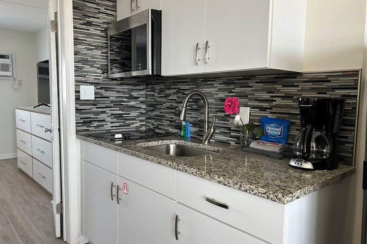 Esplanade Suites a Sundance Vacations Property