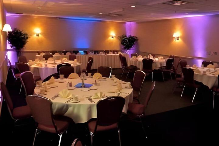 Radisson Hotel Milwaukee West
