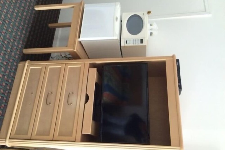 Room 14 of 19