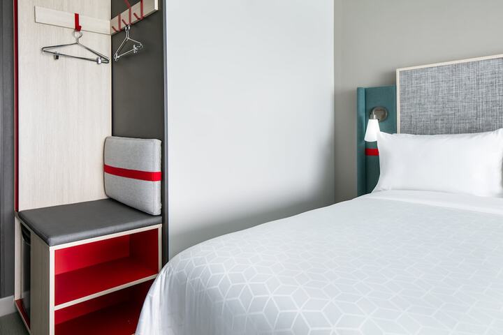 avid hotel Roseville - Minneapolis North by IHG