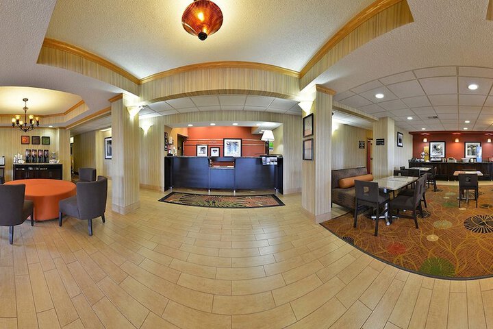Hotel Interior 17 of 42