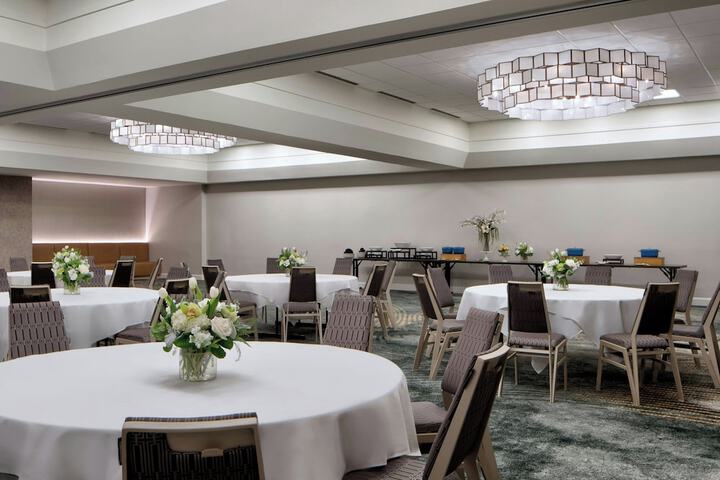 Sheraton Fort Worth Downtown Hotel