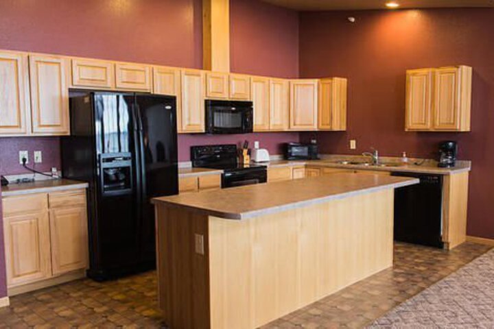 HIAWATHA BEACH RESORT