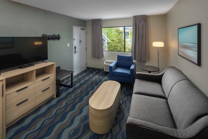 Room 44 of 85