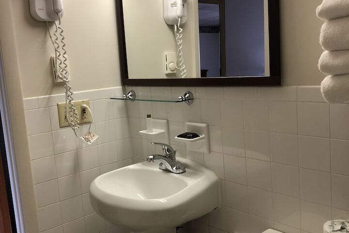 Americas Best Value Inn Palmyra Hershey
