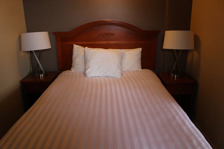 Room 118 of 145