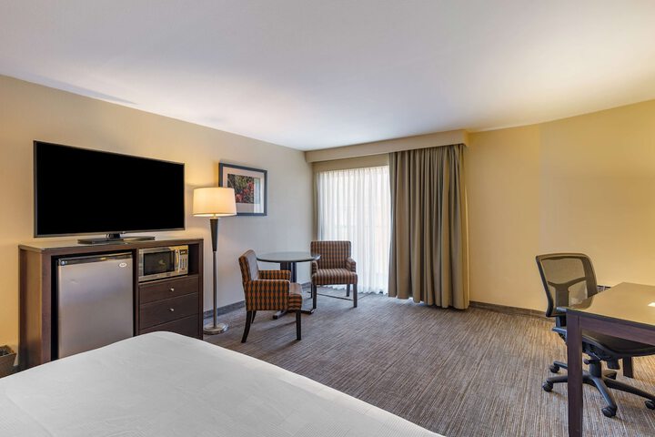 Room 115 of 131