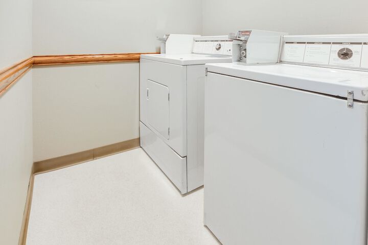 Room 7 of 37