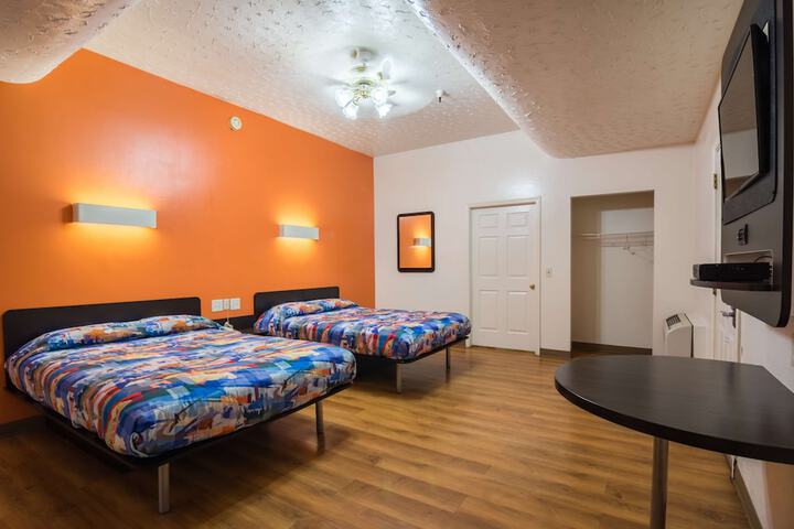 Room 44 of 87
