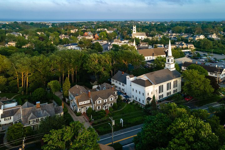 Old Harbor Inn