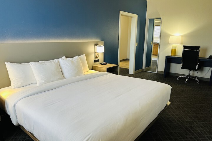 Room 34 of 52