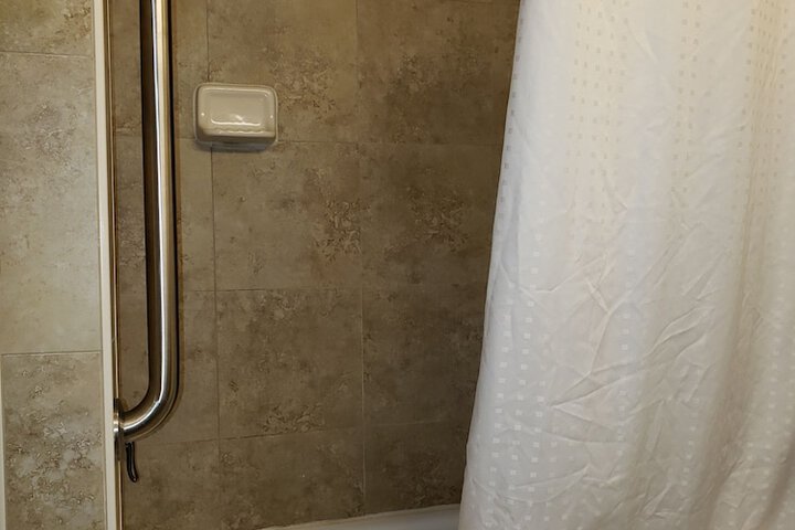 Room 20 of 31