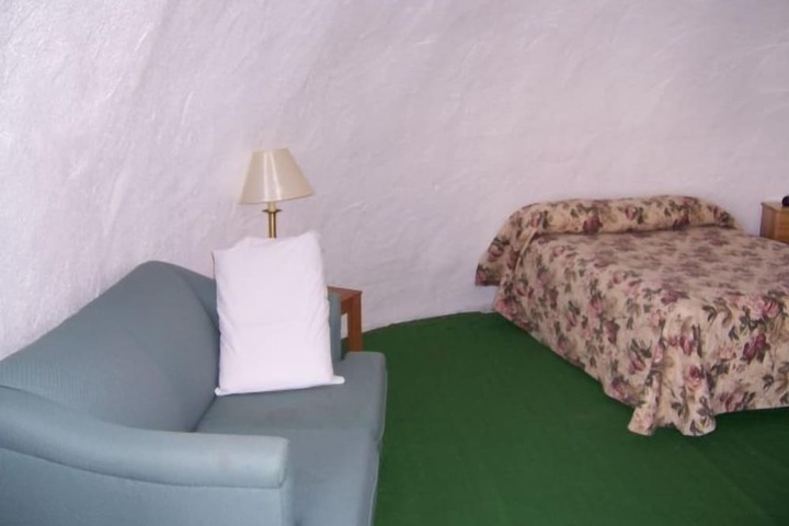 Room 26 of 75