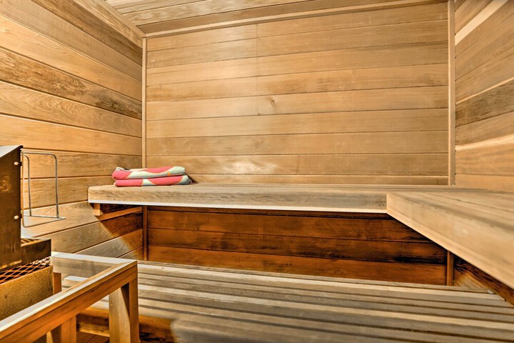 Private Sauna & Mtn Views: Idaho Springs Gem
