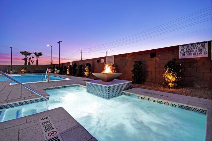 Pool 11 of 51