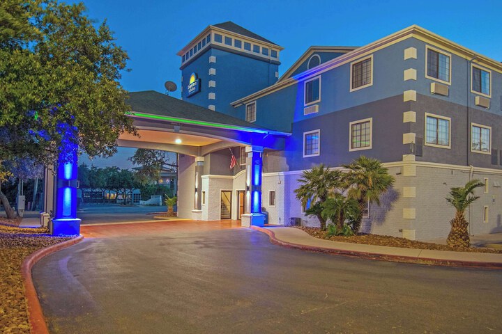 Hotel 5 of 48