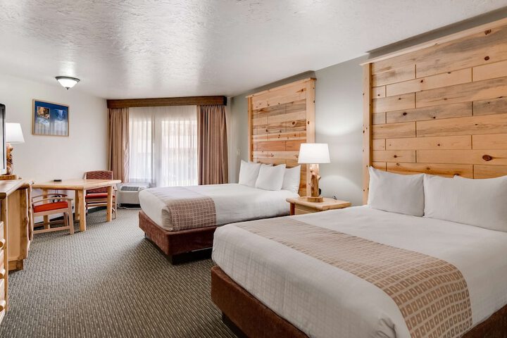 Room 15 of 37