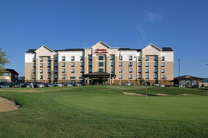 Hotel 2 of 57