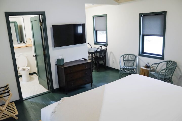 Room 16 of 59