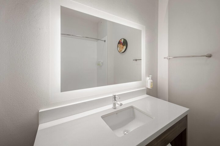 La Quinta Inn & Suites by Wyndham Savannah Airport - Pooler
