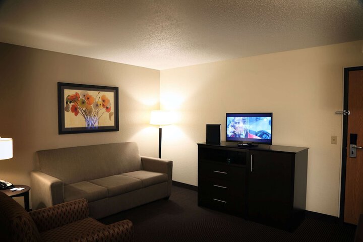 Room 18 of 24