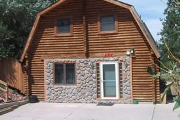 Hotel 6 of 73