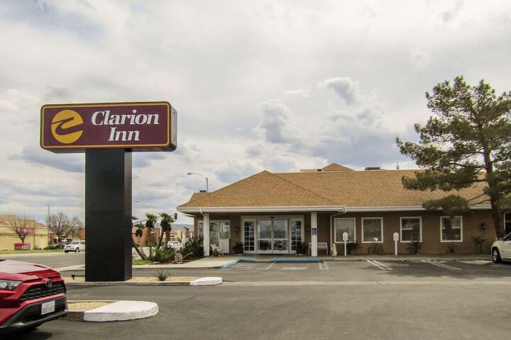 Hotel 7 of 71