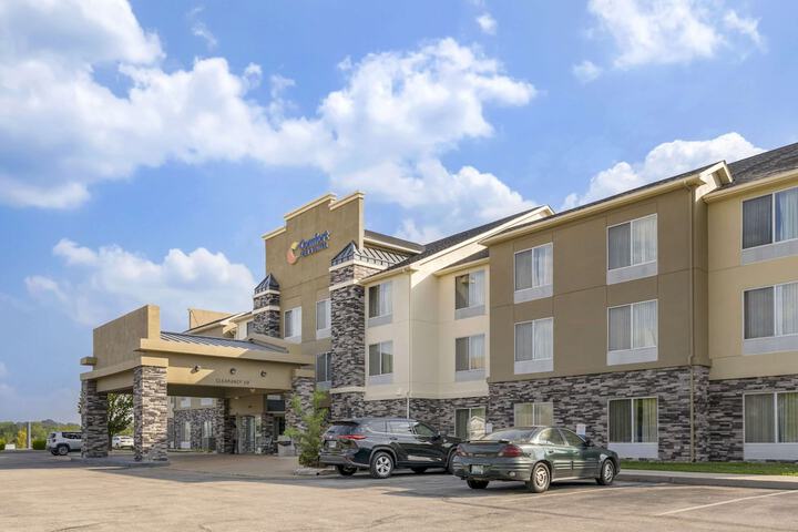 Hotel 3 of 40