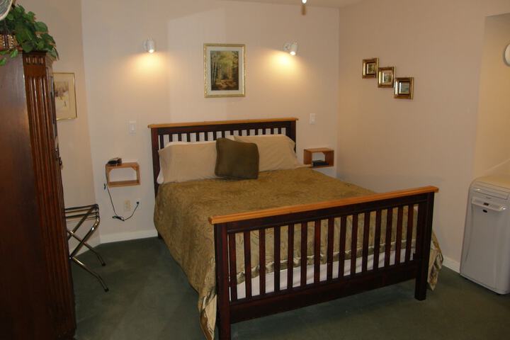 Room 25 of 49