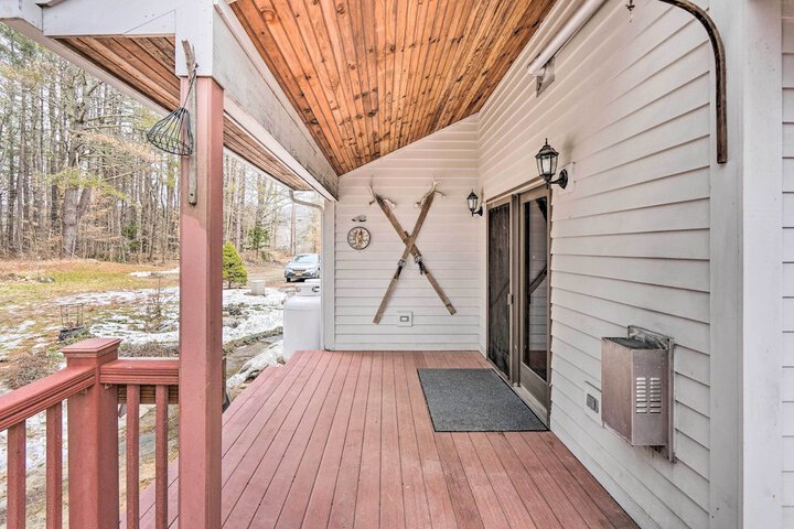 Berkshires Getaway 1 Mi Skiing & Hiking!