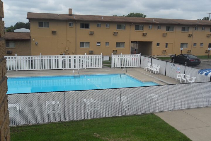 Pool 5 of 40