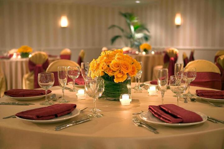 Four Points by Sheraton Wakefield Boston Hotel & Conference Center
