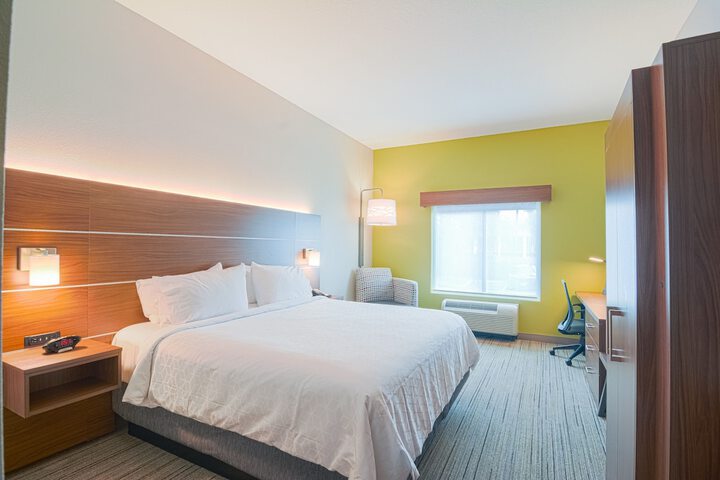 Room 34 of 55