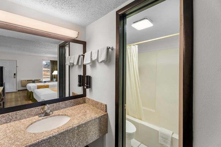Rodeway Inn Llano