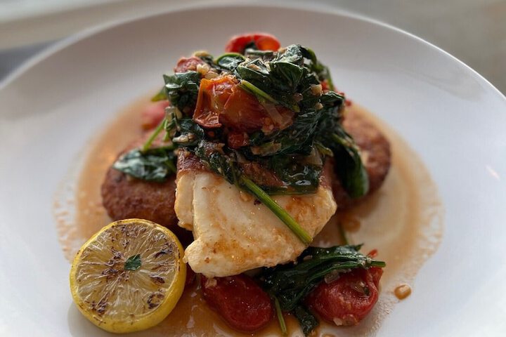 Dining 90 of 146