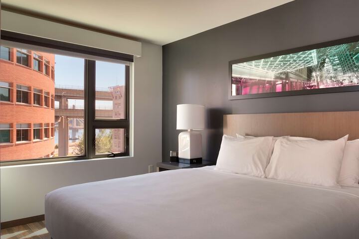 Room 22 of 59