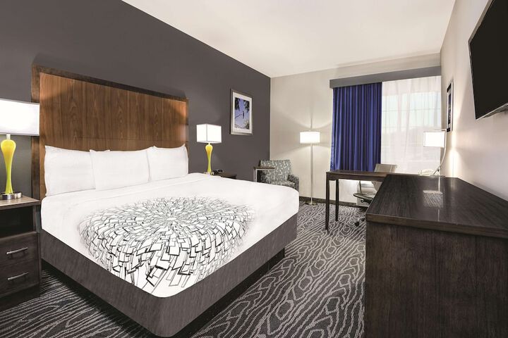 Room 28 of 50