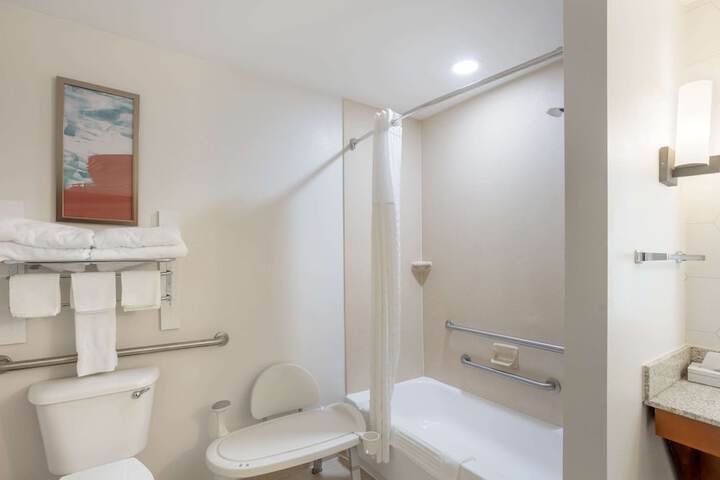 Comfort Suites Bloomsburg