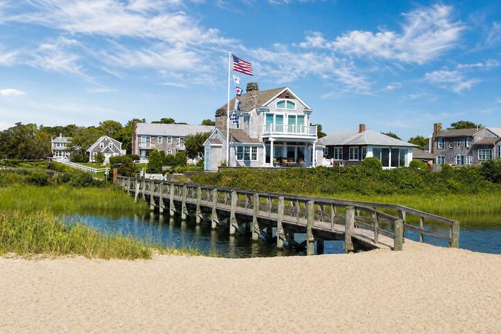 Colonial Acres Resort
