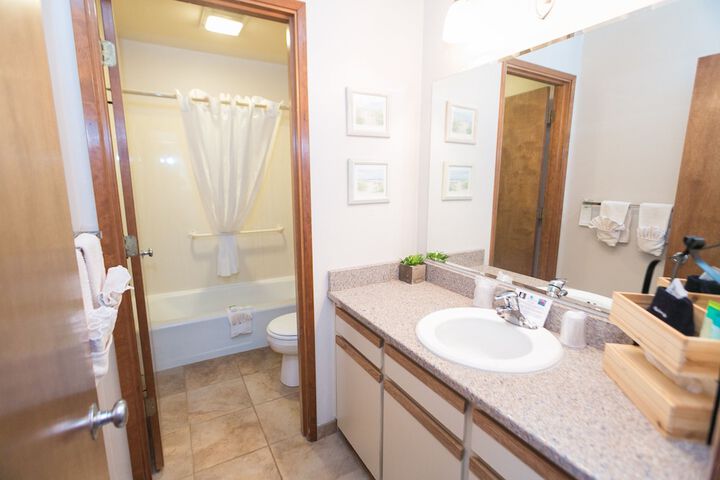 Room 208 of 260