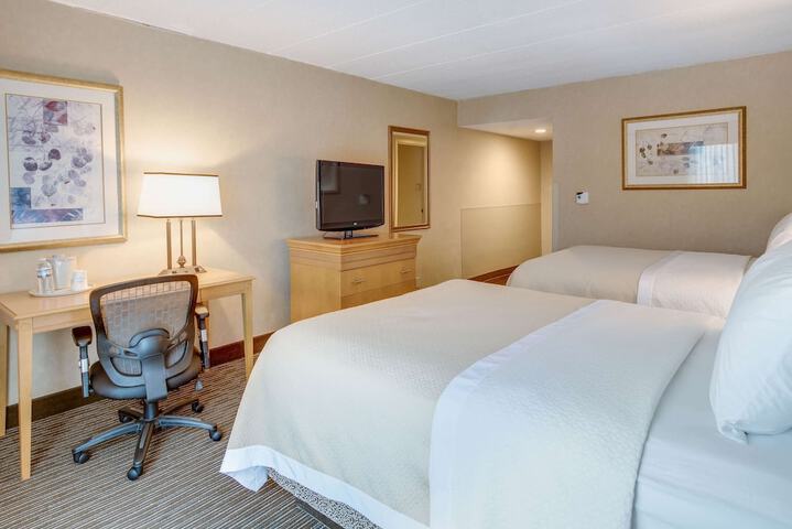 Room 8 of 29