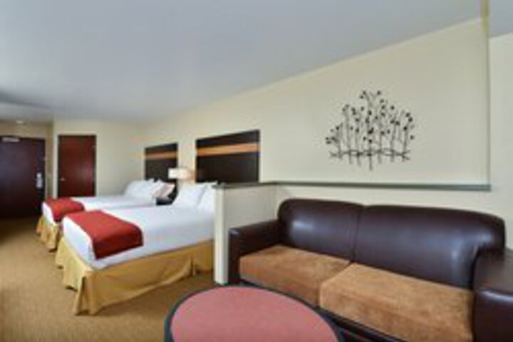Room 76 of 245