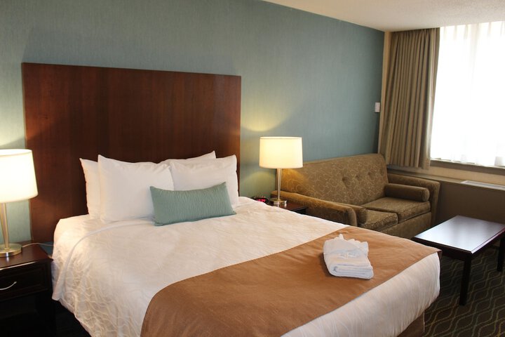 Room 14 of 30
