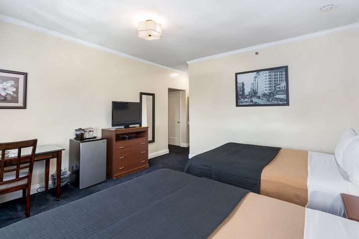 Room 14 of 71