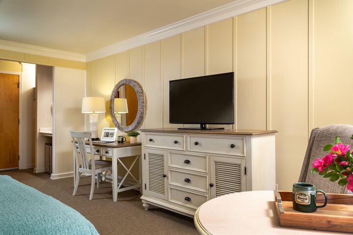 Room 32 of 47