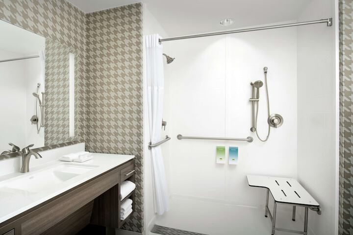 Room 12 of 29